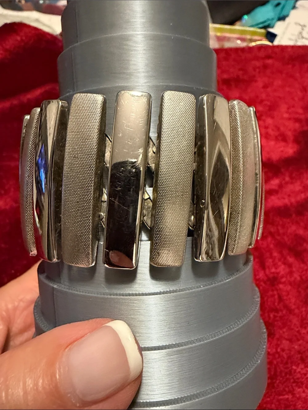 Vintage Japan Silver Wide Panel Stretch Bracelet size6-7.5 good condition